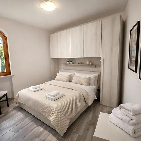 Casa Olympia - By Tourquoisevea Peschiera del Garda