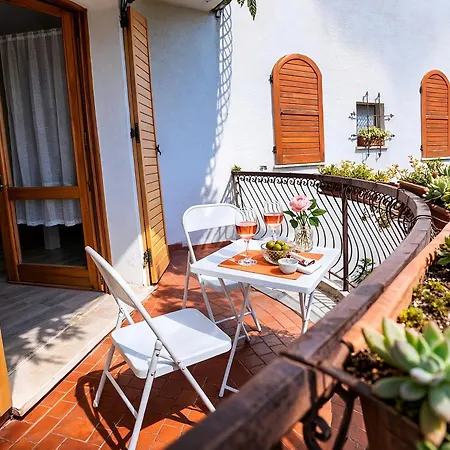 Casa Olympia - By Tourquoisevea * Peschiera del Garda